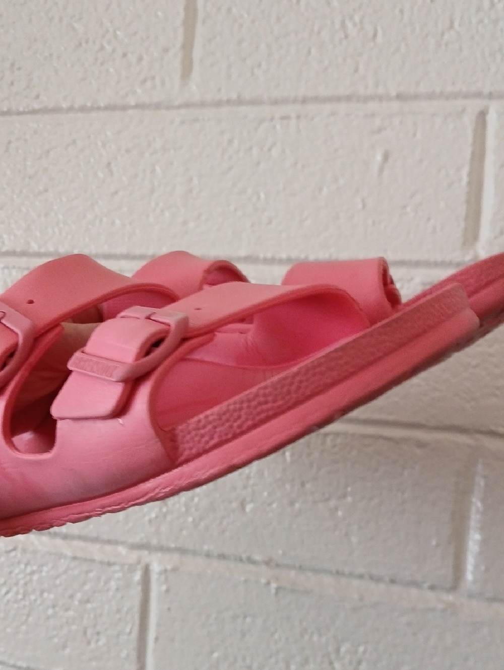 Birkenstock Women's Arizona Essentials Sandals. - Picture 12 of 12